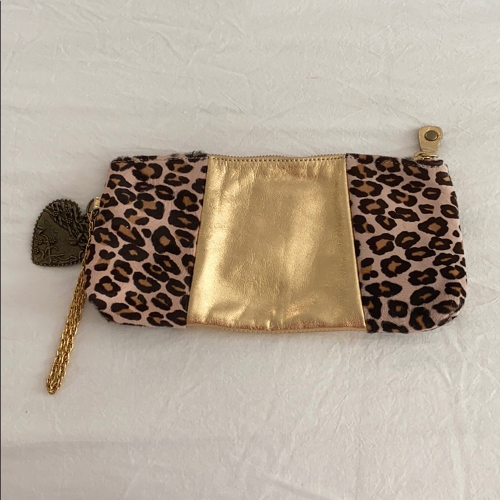 Cara Landy Clutch